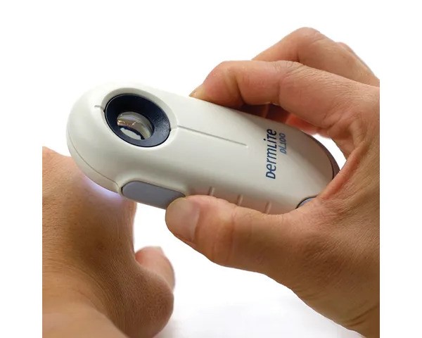 DERMLITE DL-100 POCKET DERMATOSCOPE